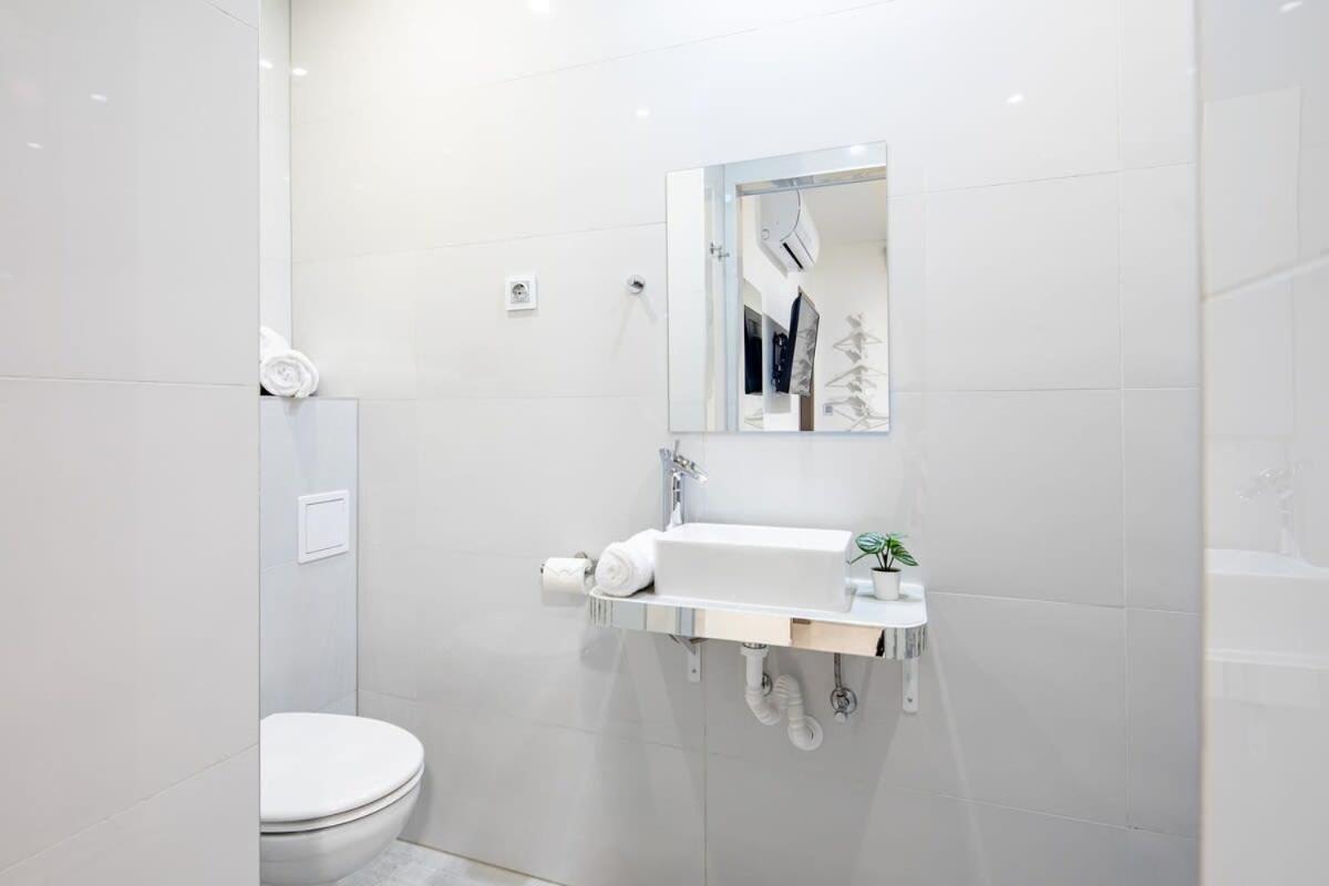 Apartamento Central - New - Quiet Sleep Budapest Exterior foto